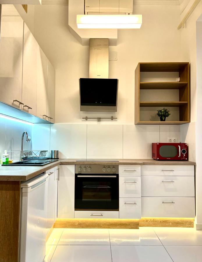 N38 Apartments By Small Home Budapest Bagian luar foto